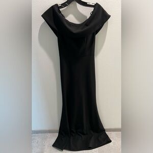 Betsy & Adam: off-the-shoulder scuba mermaid gown